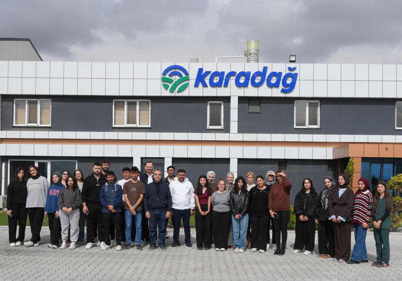 Selçuk Üniversitesi Öğrencilerinden Karadağ Çiftliği’ne Ziyaret